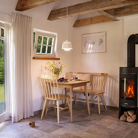 Casa vacanze Ruhiger Rueckzugsort Mit Kamin & Garten, Fuer Paare