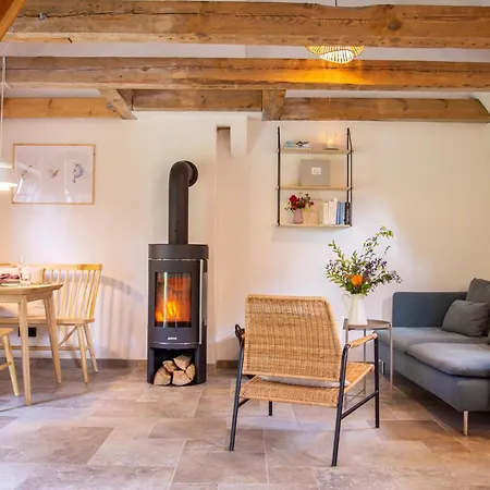 Ruhiger Rueckzugsort Mit Kamin & Garten, Fuer Paare Casa vacanze *